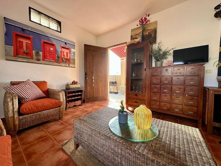 Villa Peaceful Oasis With Magical Sea Views And A Pool Santa Cruz de Tenerife Exterior foto