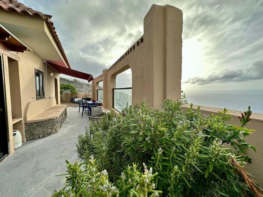 Villa Peaceful Oasis With Magical Sea Views And A Pool Santa Cruz de Tenerife Exterior foto